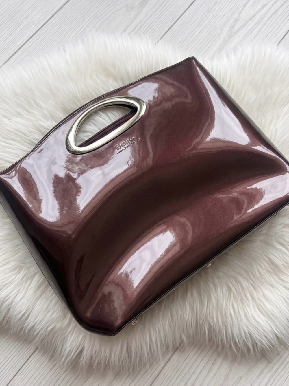 Beijo Patent large tote bag in Shiny Plum